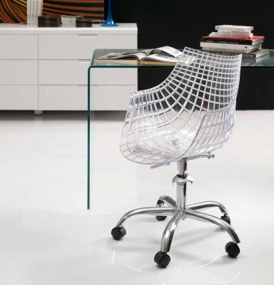 Silla giratoria y ruedas