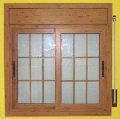 ventana corredera lacado madera.