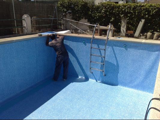 Trabajos de rehabilitacion de piscina con lamina flexible de P.V.C. 3