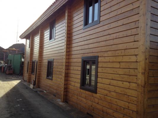 Oficinas en Villaverde de 180m2 en tronco laminado