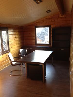 Oficinas en Villaverde de 180m2 en tronco laminado