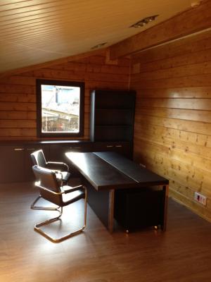 Oficinas en Villaverde de 180m2 en tronco laminado