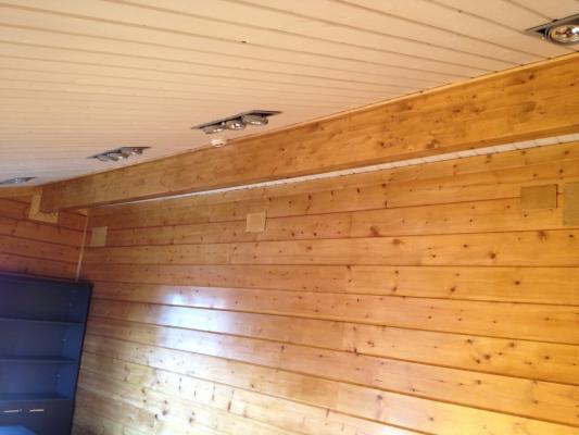Oficinas en Villaverde de 180m2 en tronco laminado