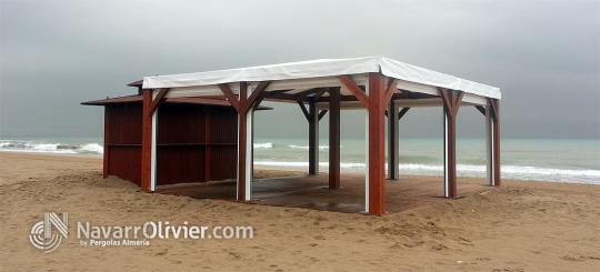 Terraza con pergola desmontable