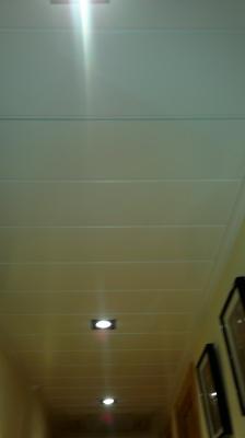 Altillo de carga lacado practicable