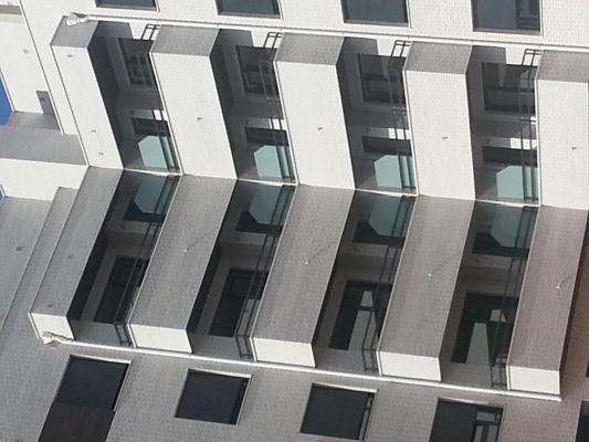 EDIFICIO SPAZIO. Viviendas de Protección Autonómica. Finales de 2012. C/Benito Otero Martínez nº309