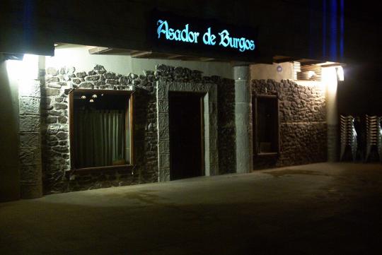 fachada restaurante totalstone