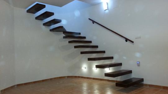 Escalera volada