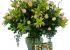 Jarrones con flores. Bombones