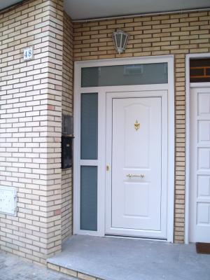 Puertas de entrada de pvc blindada