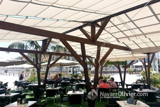 Pérgola chiringuito de madera en Garrucha
