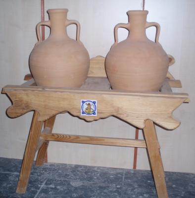 Cantarera de madera