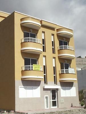 Edificación con 6 Viviendas