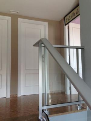 PUERTAS LACADAS Y RESTAURADAS