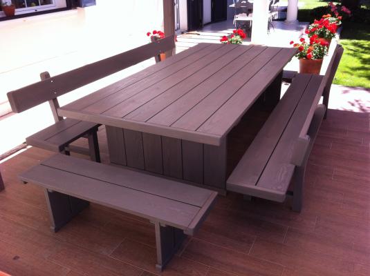 mesa con respaldo de 300x140