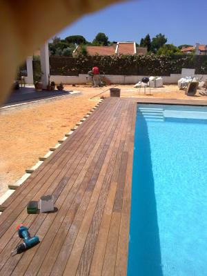 Instalacion Madera IPÉ en Piscina 3