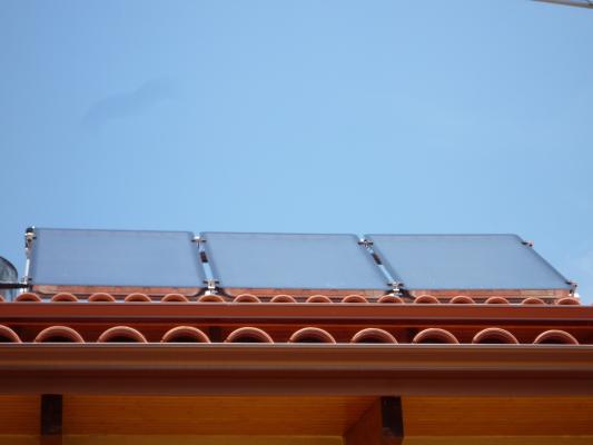 PANELES SOLARES TÉRMICOS