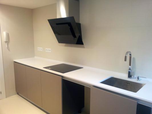 Cocina zona muebles bajos