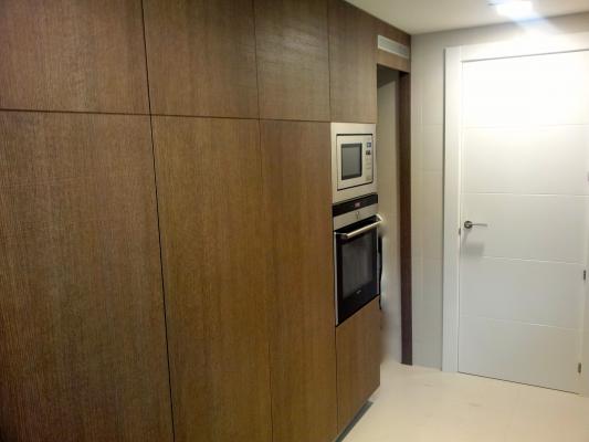 Cocina frente armarios