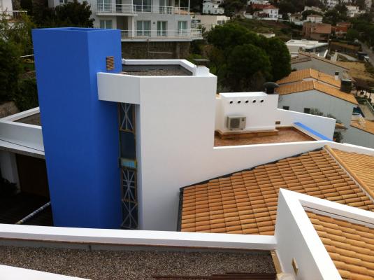 VIVIENDA UNIFAMILIAR