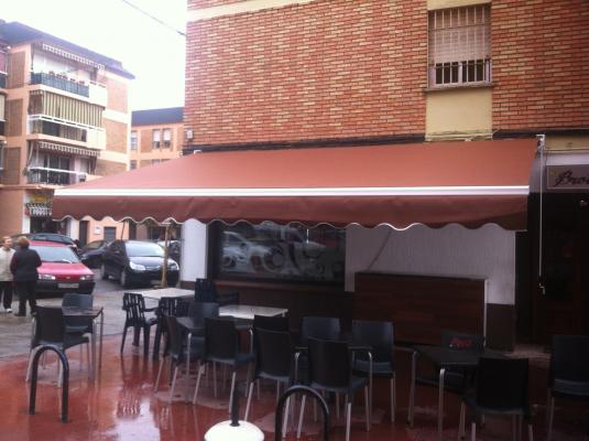 toldo brazo articulado