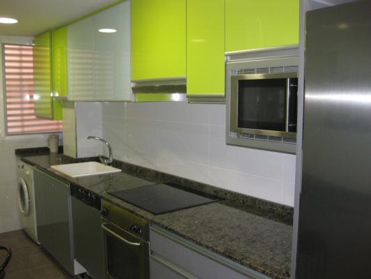 Tu cocina completa, albañileria, fontaneria, electricidad, encimera vitro, horno, campana, fregadero, monomando   