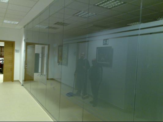 Cerramiento cristal oficina