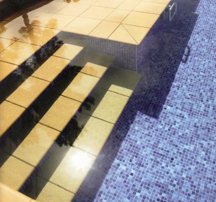 ESCALERAS DE OBRA PISCINAS
