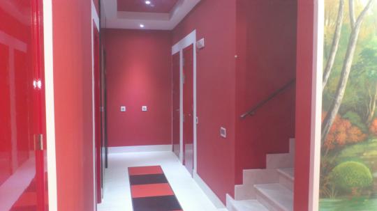 Plastico rojo en portal