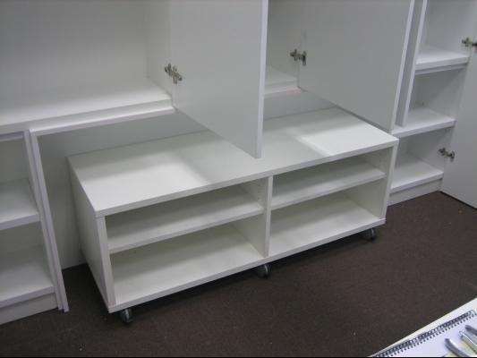 MOBILIARIO OFICINAS. AIE