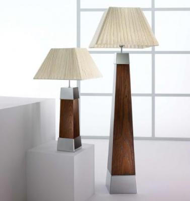 Lámpara de sobremesa y de pie en cromo y Madera