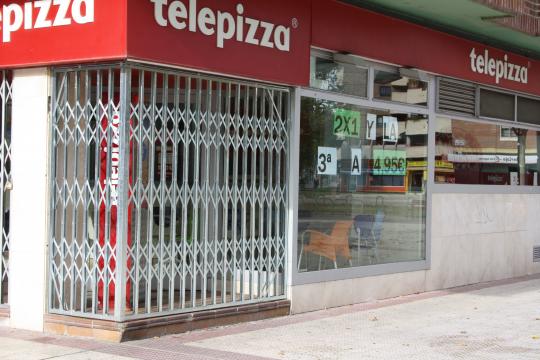 PUERTA DE BALLESTA DE LOCAL