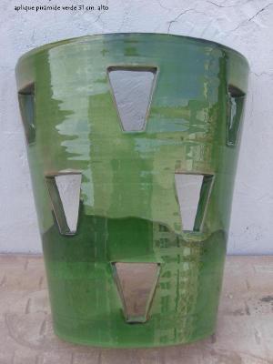 Aplique pirámide verde