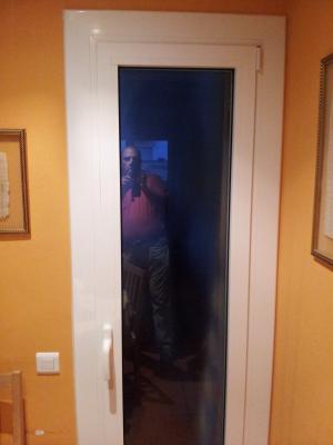 PUERTA DE ALUMINIO DE ROTURA TERMICA