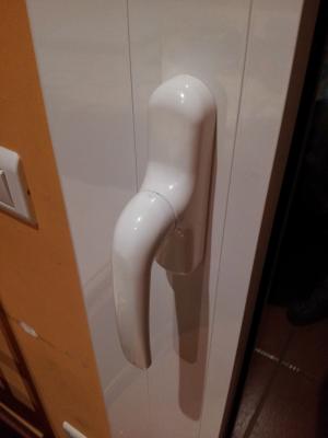 DETALLE DE MANETA GIESSE