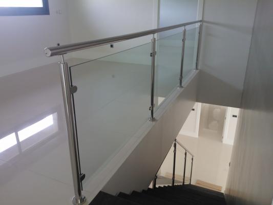 Barandilla acero inoxidable con cristal laminado