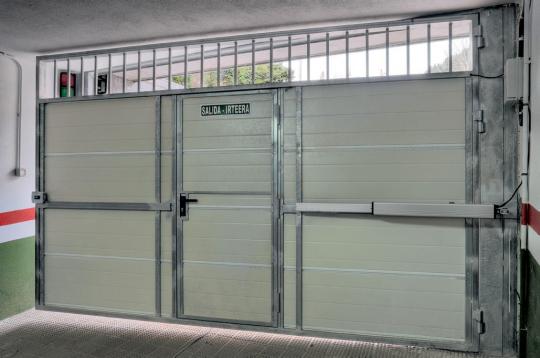 puertas batientes