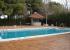 construcción piscina y alrededores