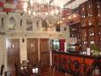 Decoracion rustica de un bar