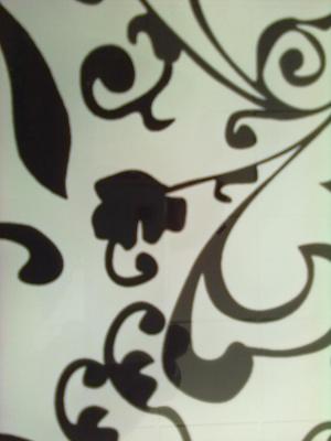 Spill Amelia fondo blanco