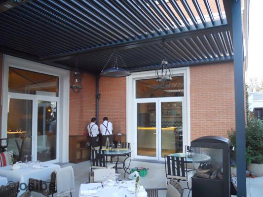 Pergola de Aluminio con Lamas orientables