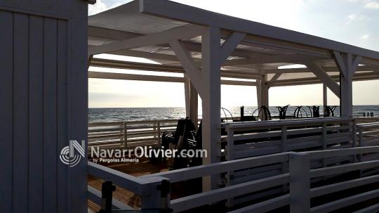 Terraza de chiringuito en Chiclana - by navarrolivier.com