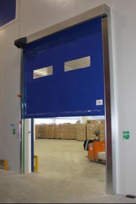 instalacion puertas de lona navarra