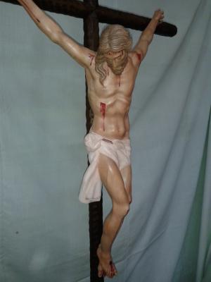 Crucificado en madera
