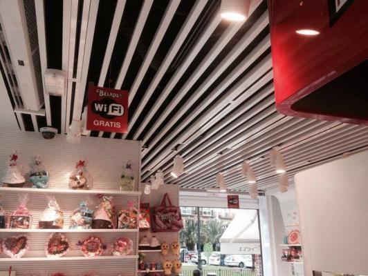 Tienda Belros, C/Bordadores (Plaza de la Reina)