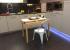 Mesa cocina extensible estilo nórdico en madera y blanca