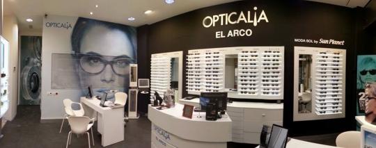 DECORACION DE OPTICALIA 