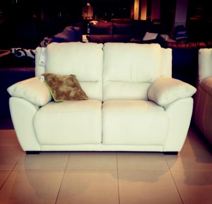 SOFA 3 PLAZAS PIEL ESPESORADA NACIONAL