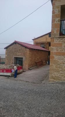 Tejado y rejuntado de fachada 