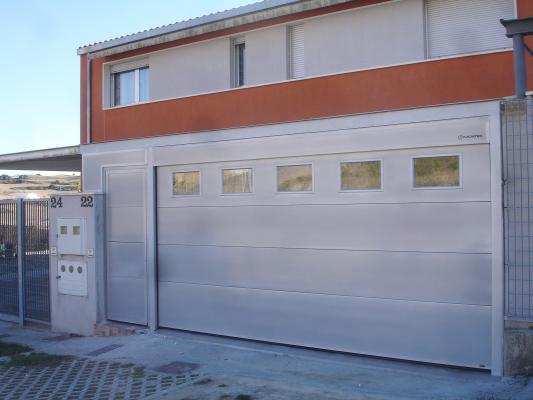 empresa instaladora puertas garaje navarra